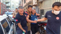 Manisa'da ev yangını faciaya dönüştü! 4 kedi öldü, itfaiye erleri yaralandı: Kundaklama olabilir