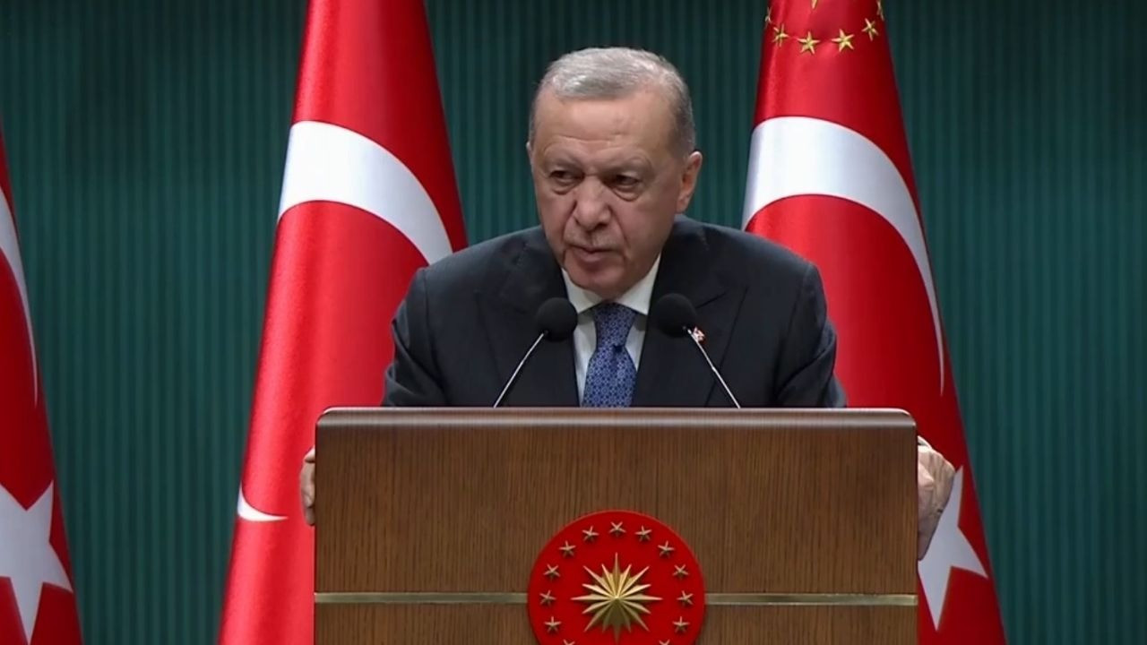 Kabine toplantısı Cumhurbaşkanı Erdoğan önderliğinde başladı