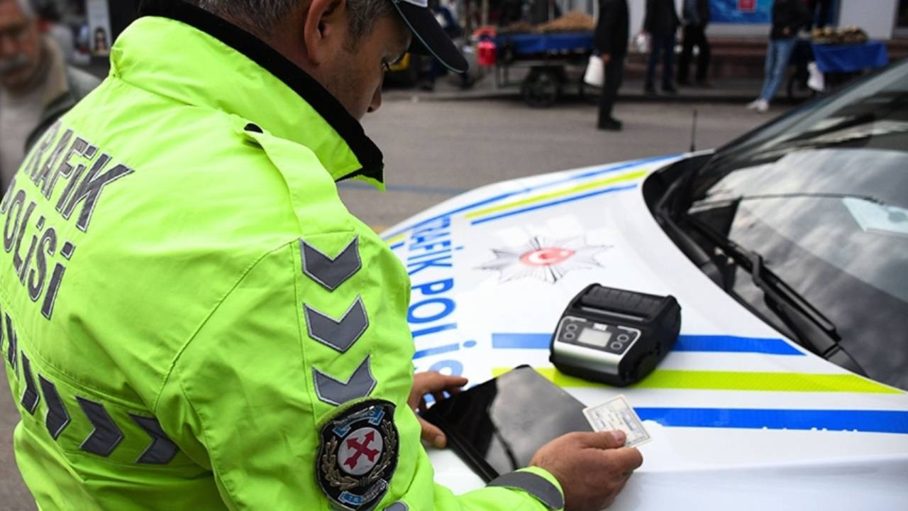 Trafikte cezalar artıyor! Meclis'te kabul edildi: Bunu yapana 180 bin TL ceza