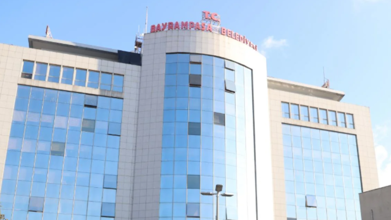 Bayrampaşa Belediyesi'ne operasyon! Çok sayıda gözaltı var