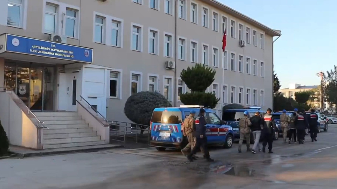 14 ilde 'siber suç' operasyonu: 39 tutuklama