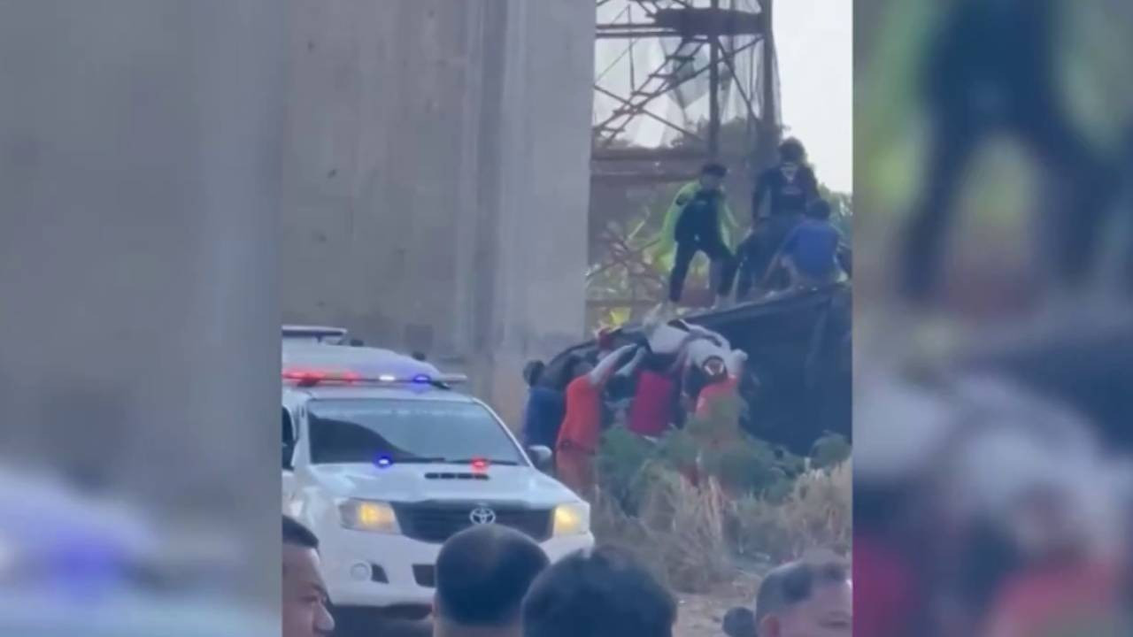 Katliam gibi kaza! Vinç trenin üzerine devrildi: 22 kişi öldü, 30 yaralı var