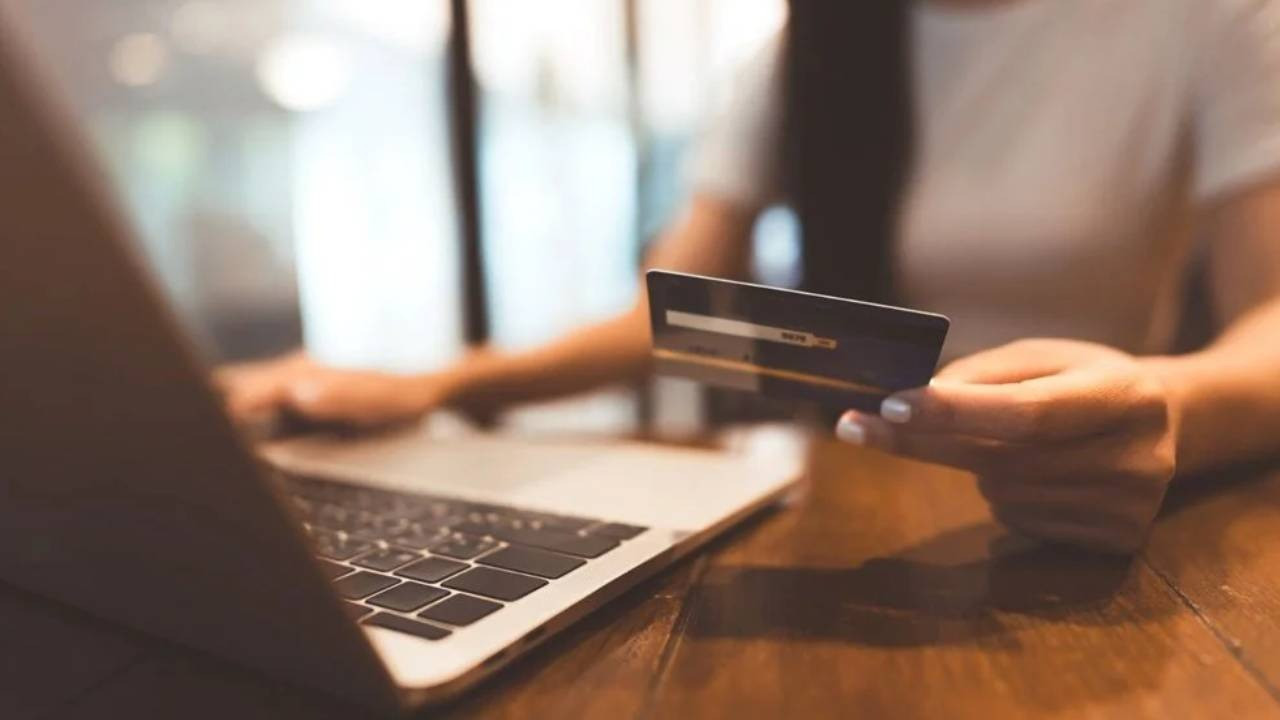 O karar sonrası e-Ticaret sitelerinde fahiş zam! Bakanlık harekete geçti