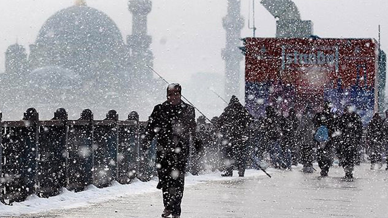 İstanbul'a pazar günü için flaş kar uyarısı