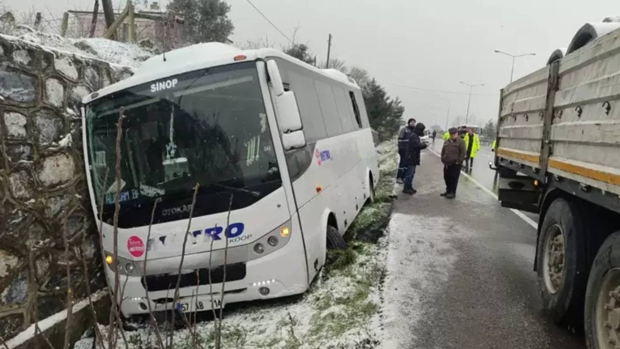 Samsun'da feci kaza! Otobüs, yol kenarındaki kazazedelere çarptı: Ölü ve yaralılar var