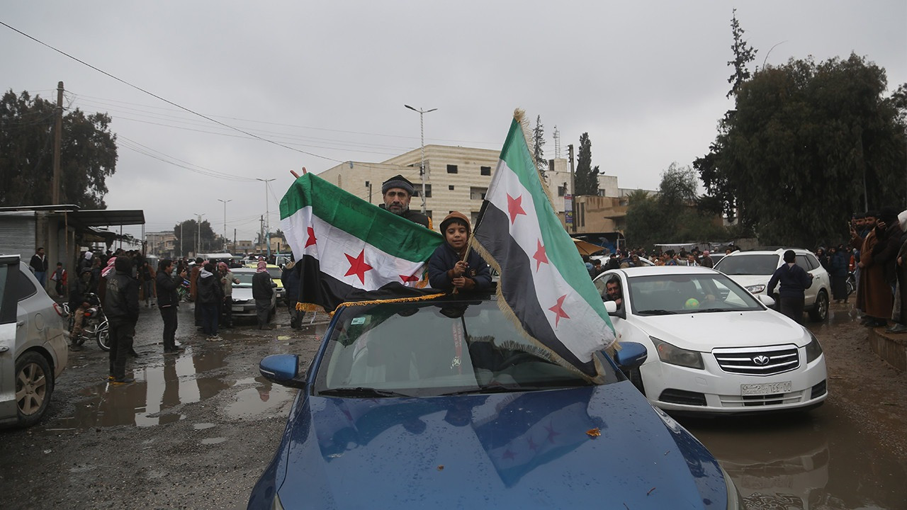 Suriye'de ateşkes ilan edildi: Tam entegrasyon anlaşması imzalandı