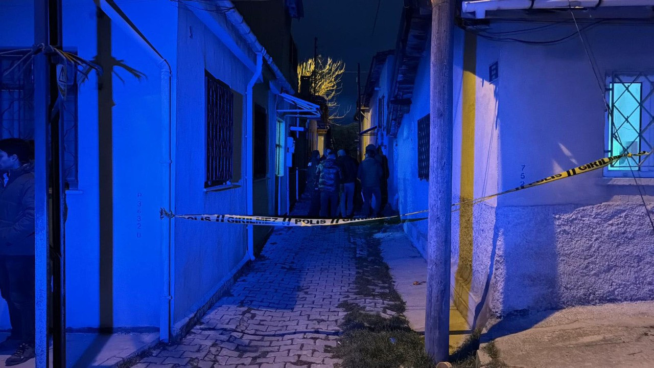 Dehşete düşüren olay! Tartıştığı arkadaşını bıçaklayarak öldürdü