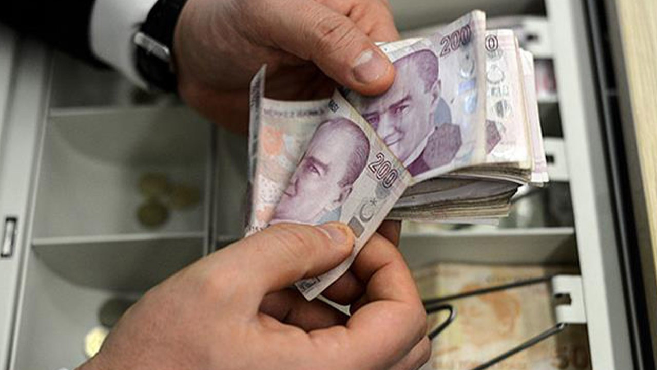 Memurlara maaşa ek olarak 2000 TL daha