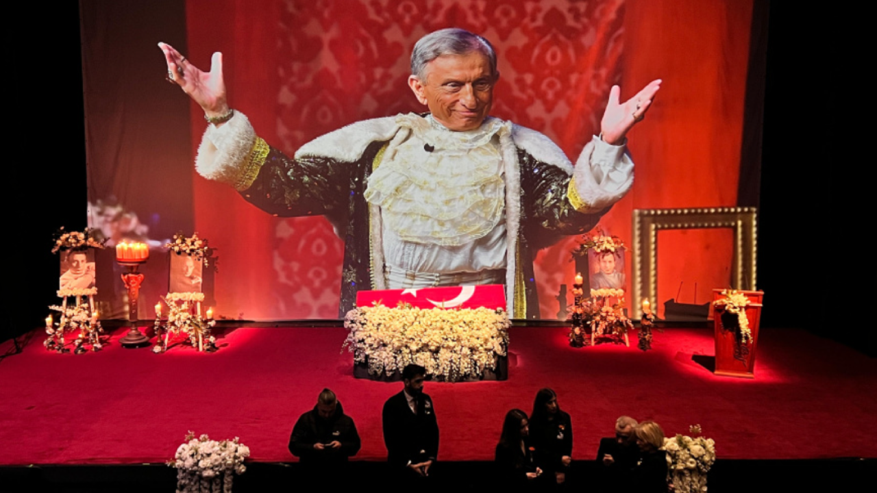 Duayen oyuncu Haldun Dormen’e hüzünlü veda! Vasiyeti yerine getirildi