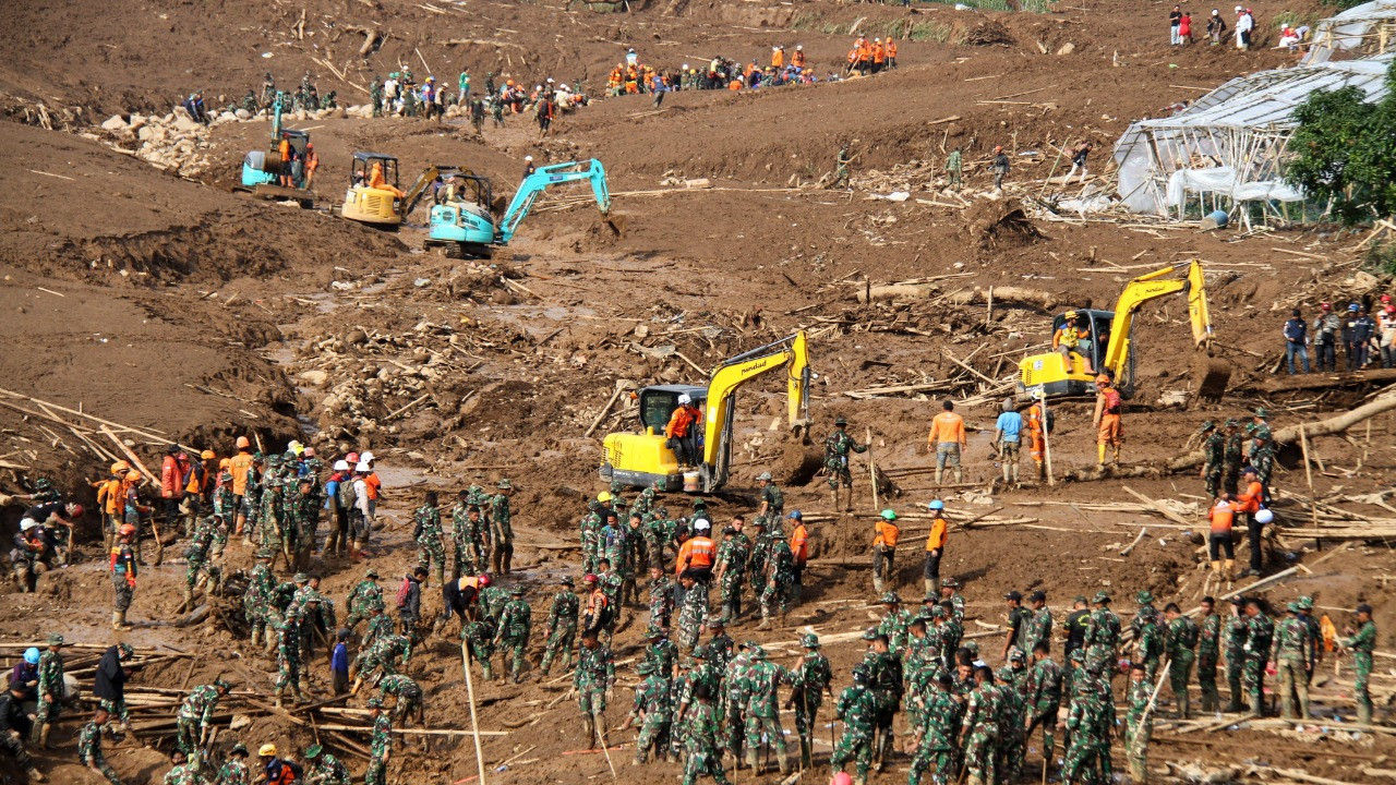 Toprak kaymasında korkunç bilanço ortaya çıktı!