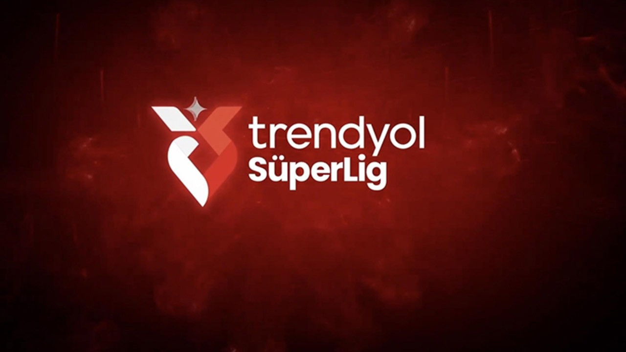 Süper Lig'de dev kulübün yıldızına kötü haber! Babası trafik kazasında öldü