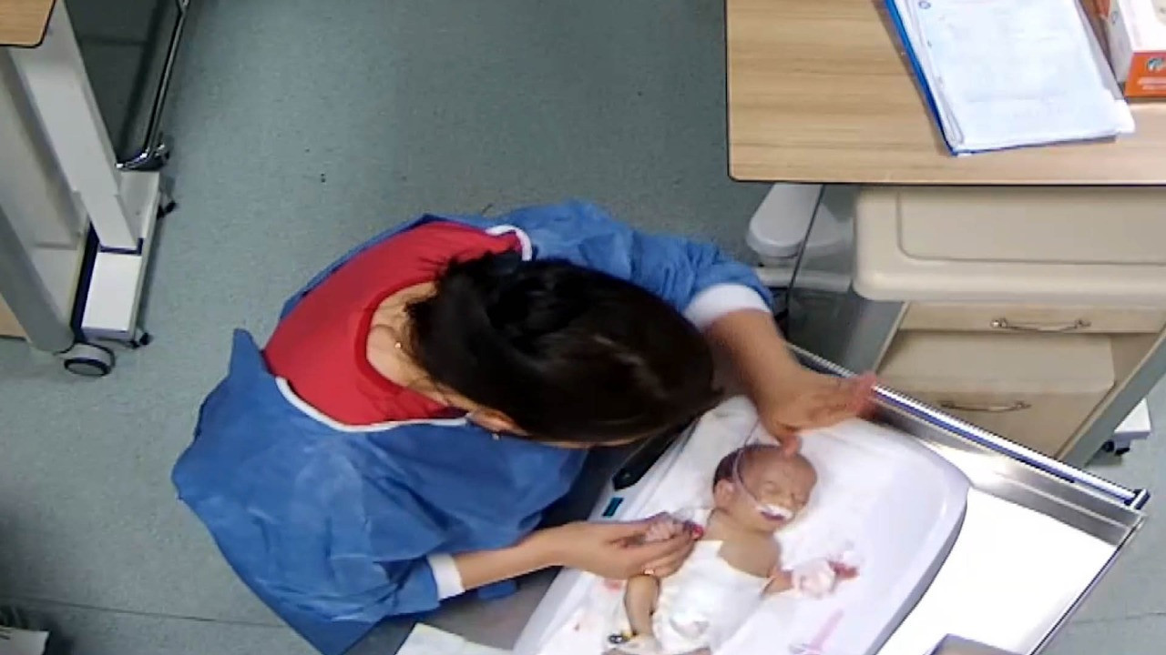 5 günlük bebeğe şiddet uygulamıştı! Dehşete düşüren isteğe hakimden tokat gibi cevap