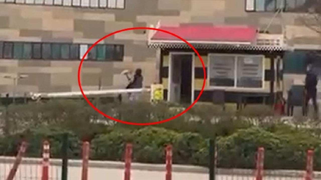 Taksiye binemeyen kadın dehşet saçtı!