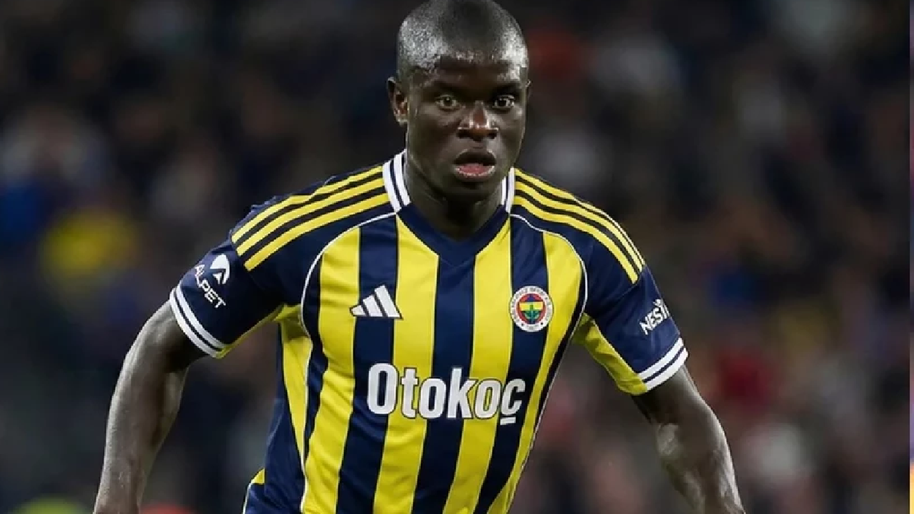 Fenerbahçe'nin yeni transferi N'Golo Kante İstanbul'da