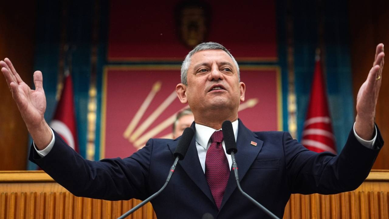 CHP'de Mesut Özarslan depremi! Özgür Özel'den o iddialara sert yanıt: Küfür değil kişilik tespiti