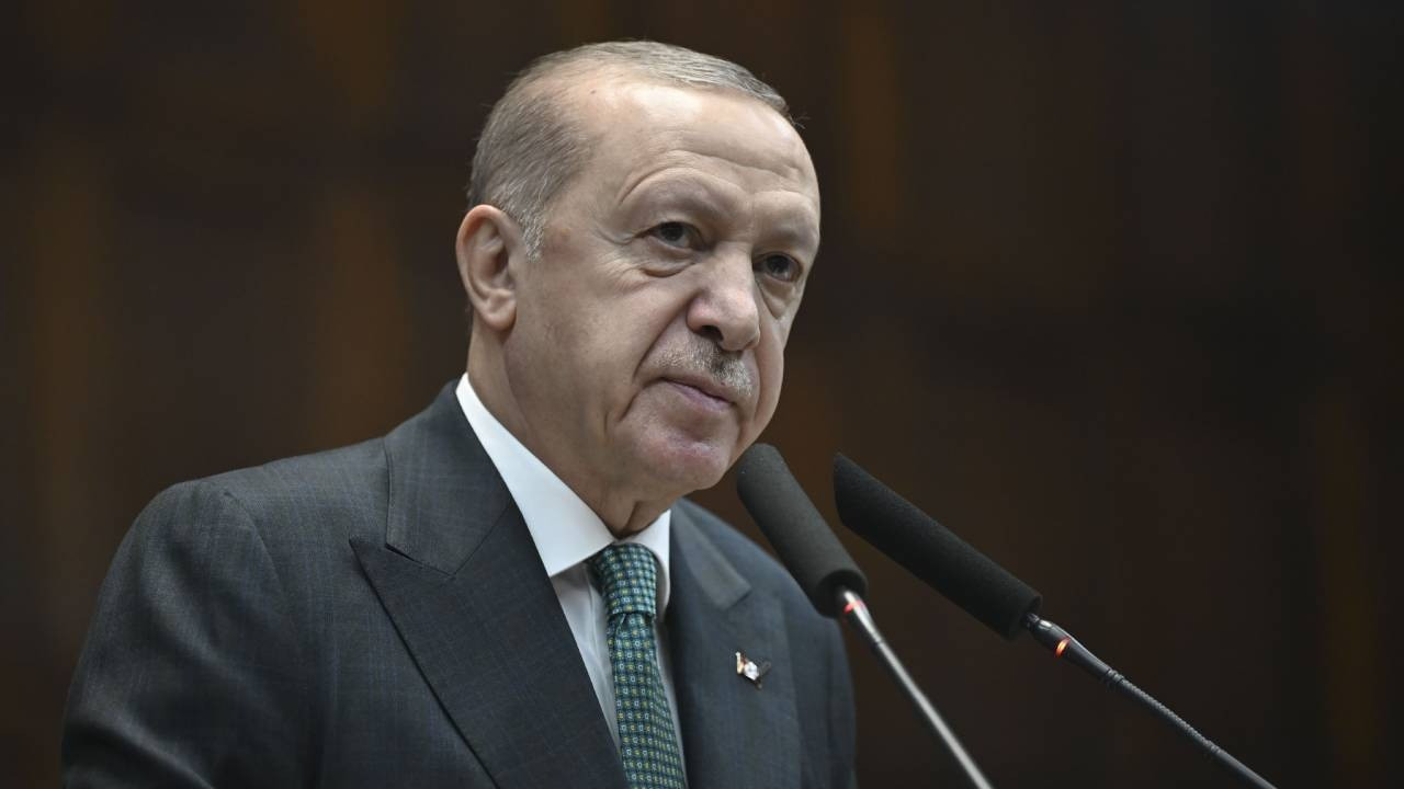 Cumhurbaşkanı Erdoğan'dan Özel'e mesaj tepkisi: Meyhane jargonuyla siyasetçilik oynamaktan vazgeç