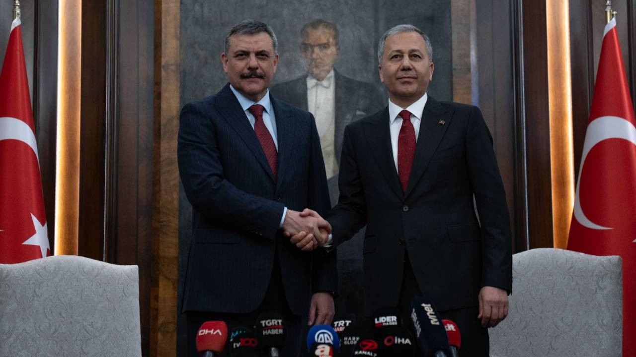 İçleri Bakanlığı'nda görev teslimi! Mustafa Çiftçi: Zor bir görev üstlendim