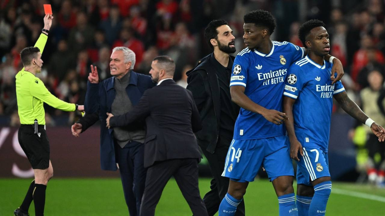 Benfica-Real Madrid maçına "ırkçılık" damga vurdu! Vinicius Jr. sahayı terk etmek istedi