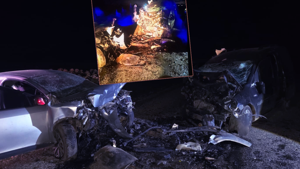 Katliam gibi kaza! Çok sayıda ölü ve yaralı var: Kafa kafaya çarpışan araçlar demir yığınına döndü