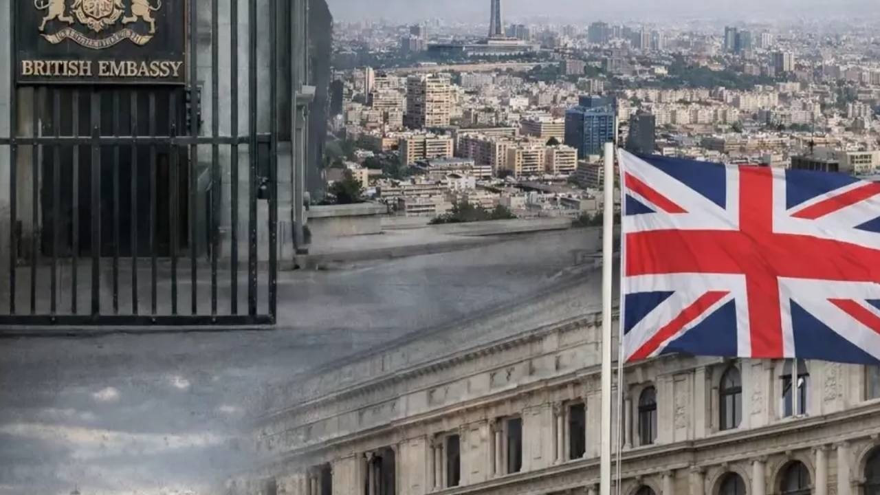 İngiltere, Tahran ve Tel Aviv Büyükelçiliklerini boşalttı!