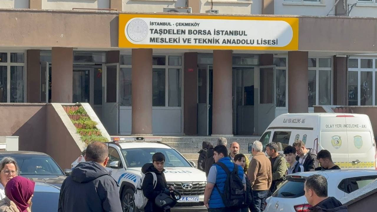 İstanbul'da lisede dehşet! Bir öğrenci arkadaşı ve 2 öğretmenini bıçakladı