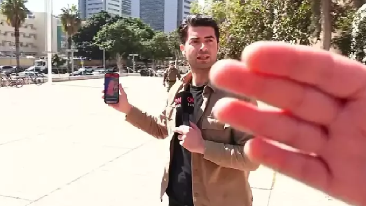 Türk gazeteci ve kameraman İsrail'de gözaltına alındı!