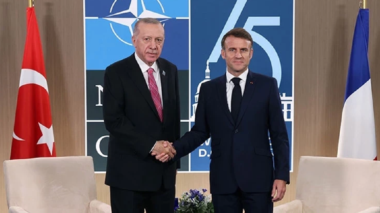 Cumhurbaşkanı Erdoğan Macron ile telefonda görüştü