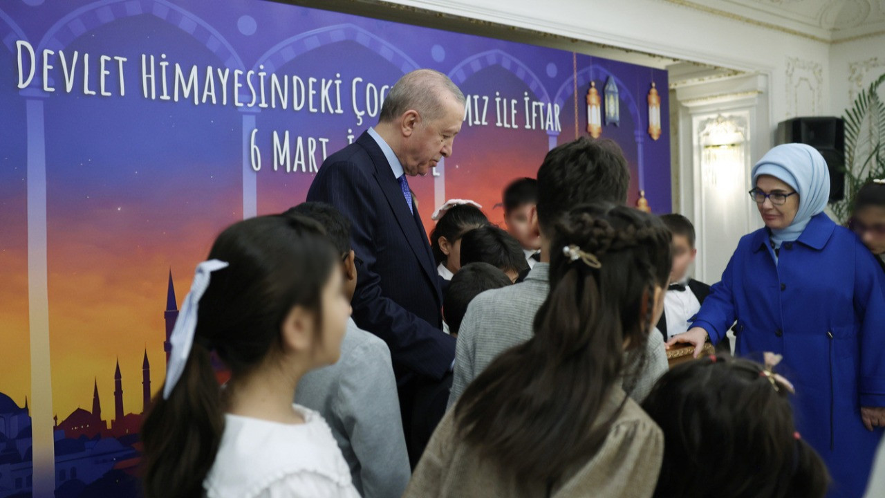 Cumhurbaşkanı Erdoğan’dan devlet himayesindeki çocuklarla iftar