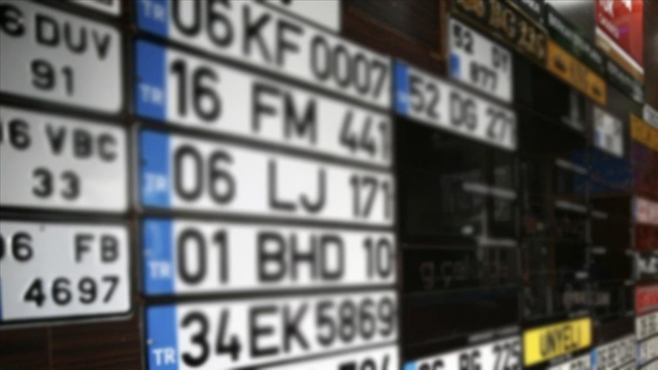 APP plaka kullananları dev cezalar bekliyor! Aracınız trafikten men edilebilir... APP plaka nasıl değiştirilir?