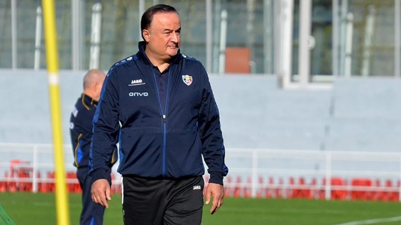 Ünlü Teknik Direktör’den acı haber! Hayatını kaybetti