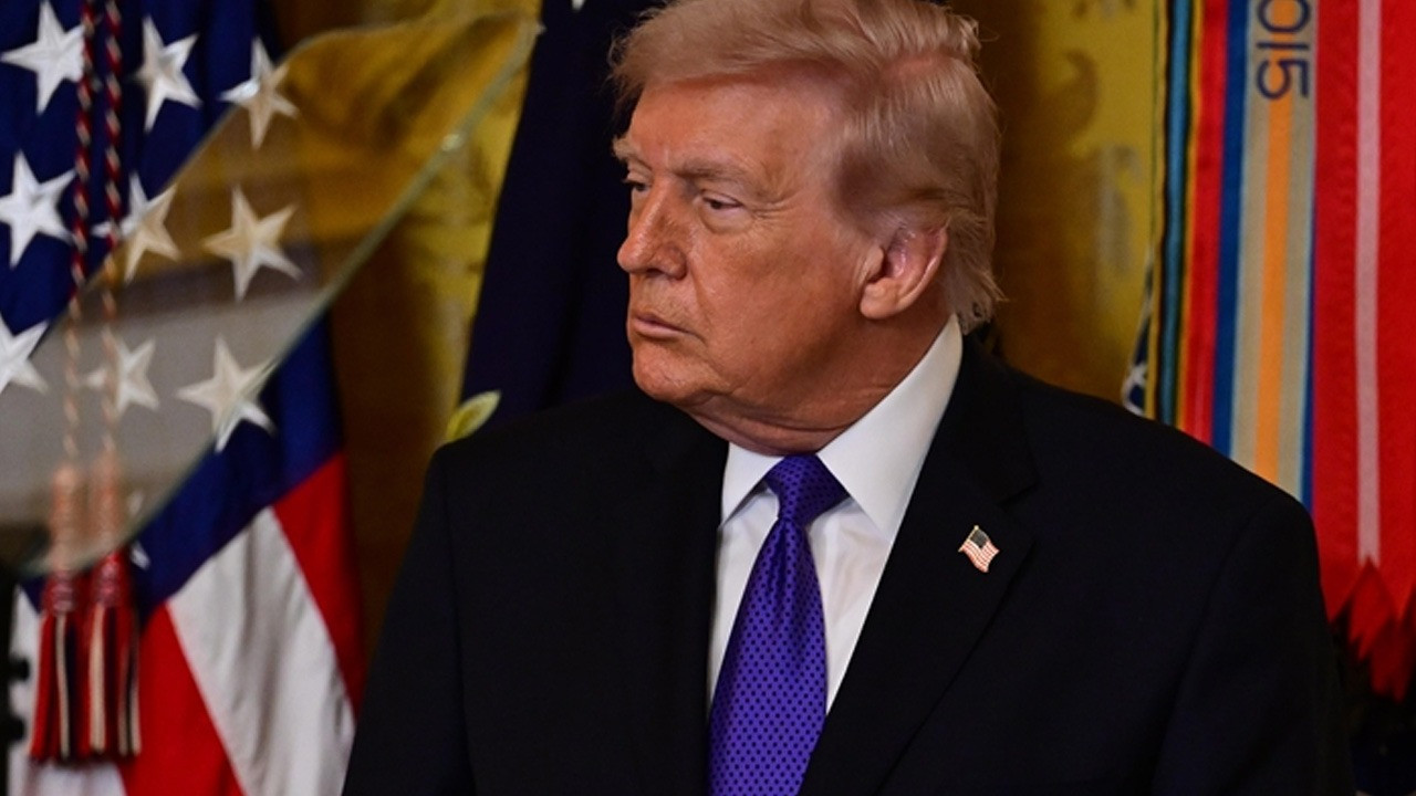 Trump: ABD İran'ı tamamen yok etti!