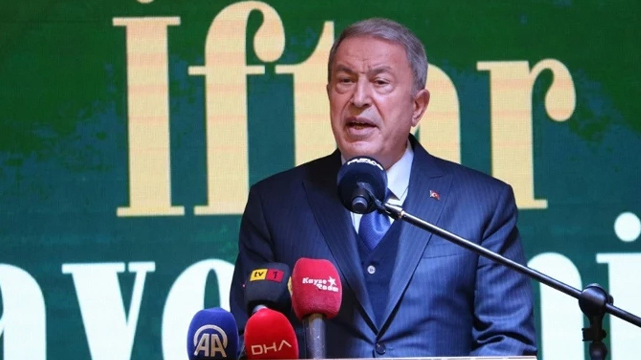 Hulusi Akar: “Etrafımız fiilen ateş çemberi, güçlü olmak zorundayız”