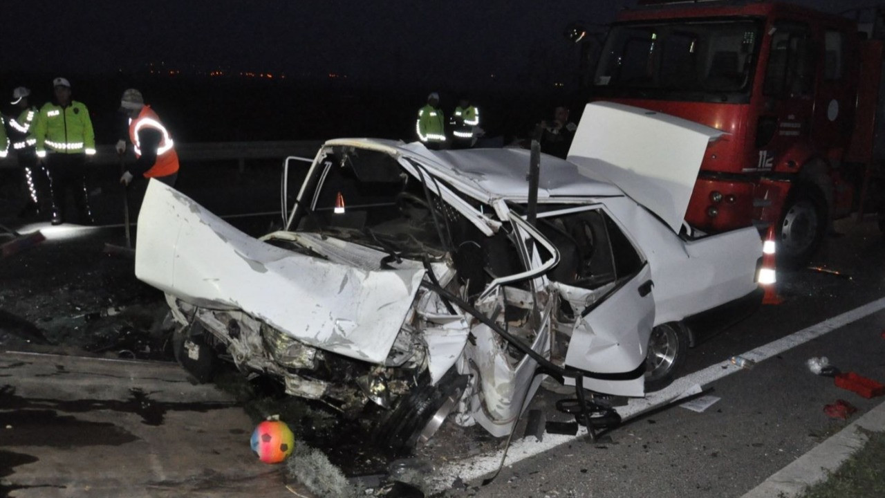 Manisa’da can pazarı! Zincirleme kazada 2 ölü, 5 yaralı