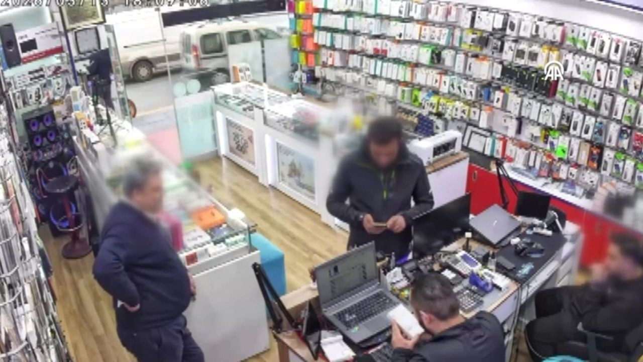 Tıp Bayramı hediyesi kayboldu! Kuryenin yaptıkları baba ve kızını şoke etti