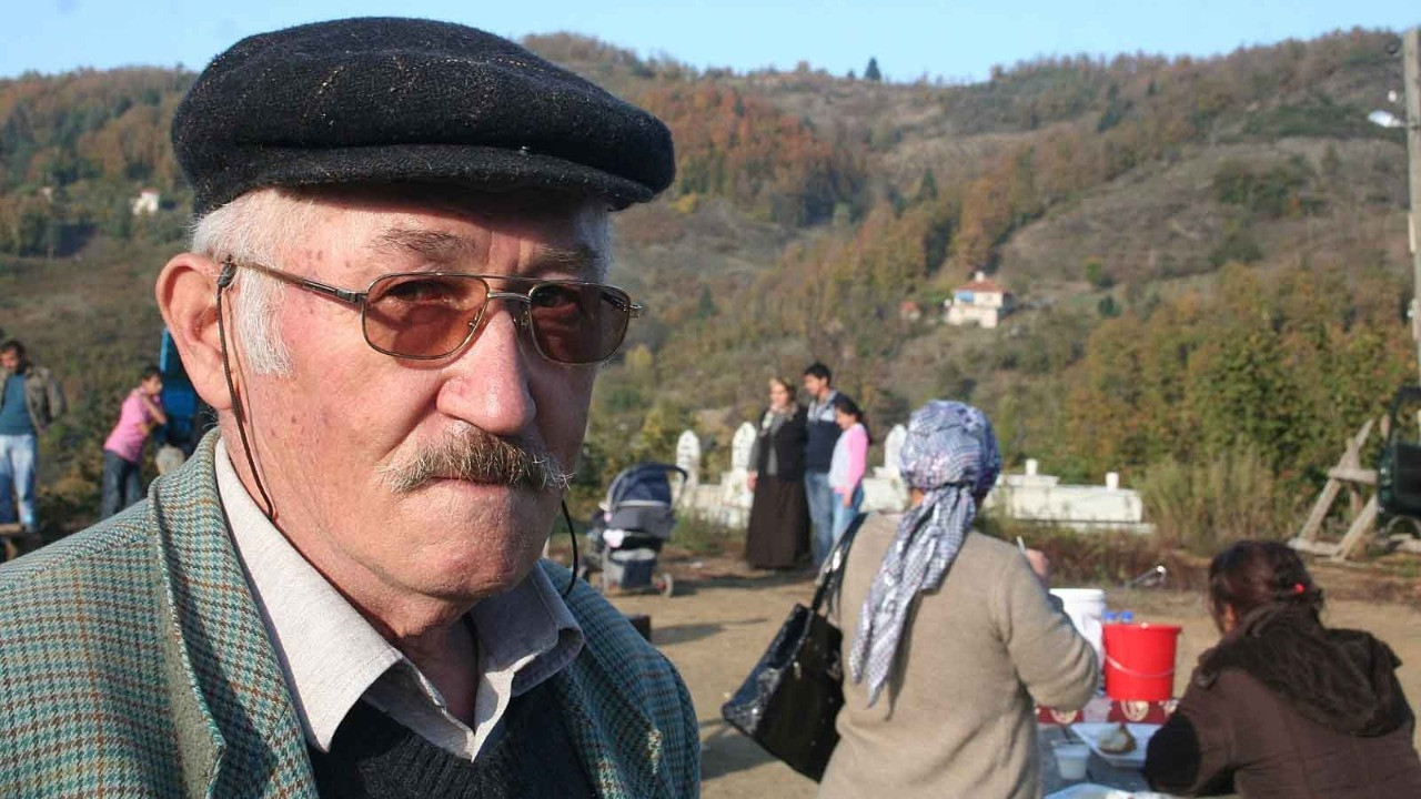 Feci kaza! Tarım aracı devrildi: Ölü ve yaralı var