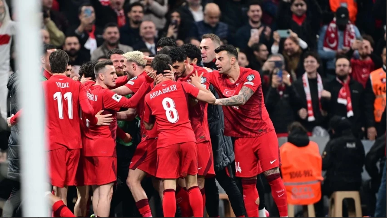 Dünya Kupası’na son bir adım kaldı! Romanya engelini aştık