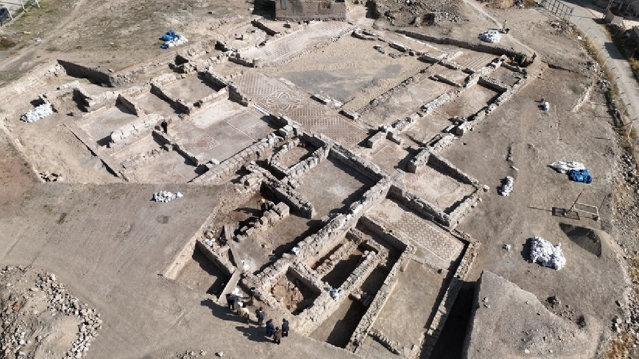 İç Anadolu’nun en büyük mozaik alanı gün yüzünde! Örenşehir mozaikleri tescillendi