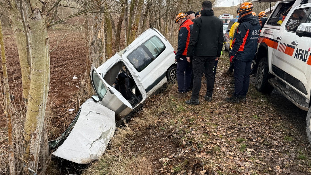 Sivas'ta feci kaza! Yola çıktıkları neden yürek dağladı