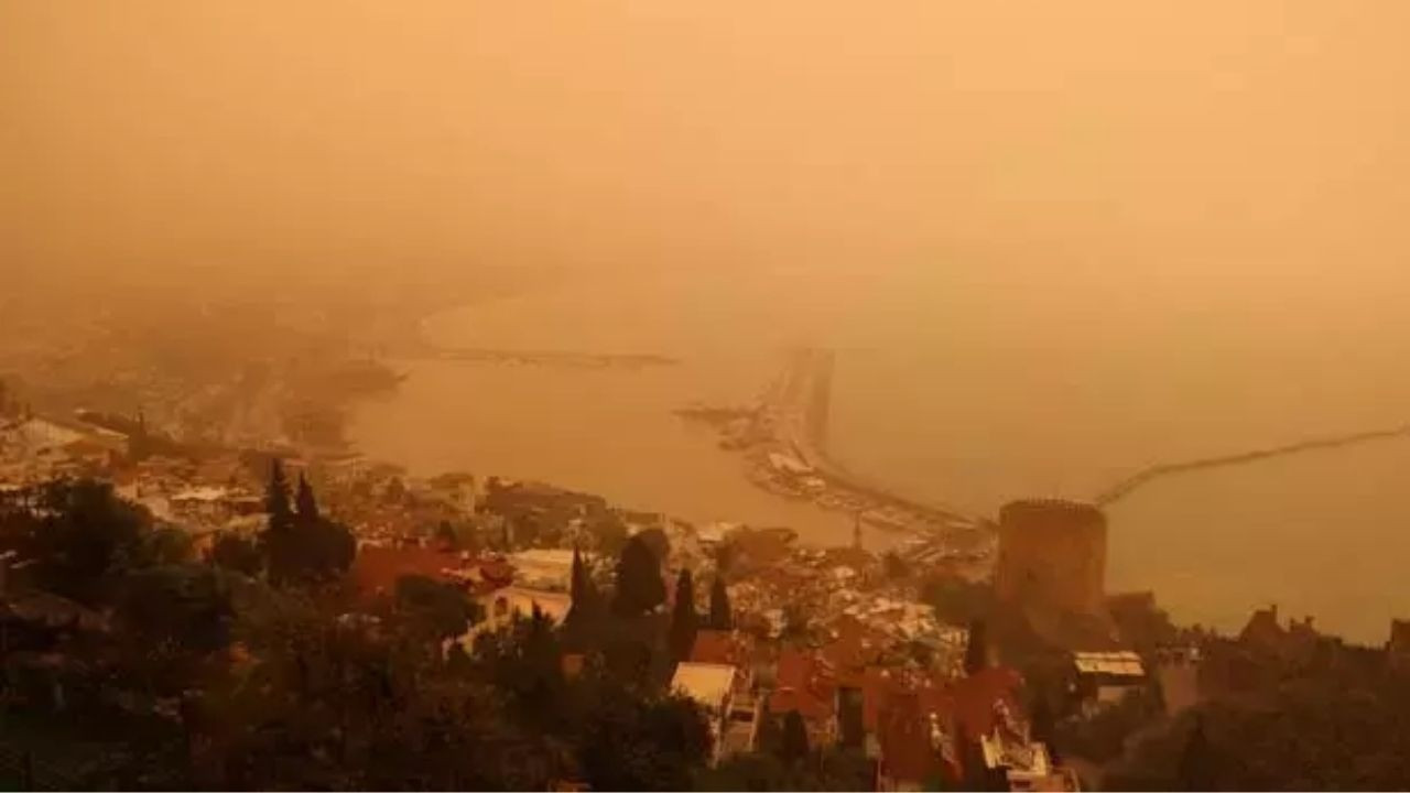 Meteoroloji’den 3'lü uyarı! Sağanak, çöl tozu ve sel riski aynı anda etkili olacak