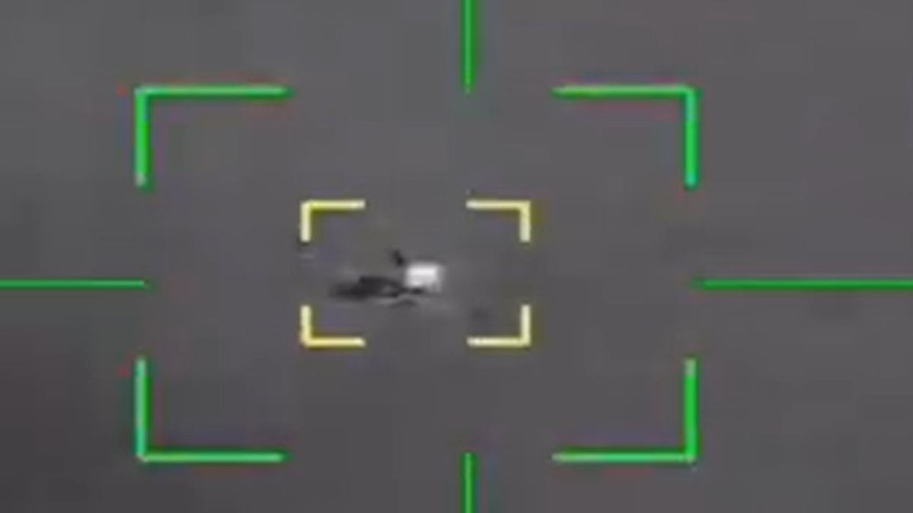 İran’dan ABD uçaklarına yönelik çarpıcı iddia: Vurulma anı görüntüleri paylaşıldı