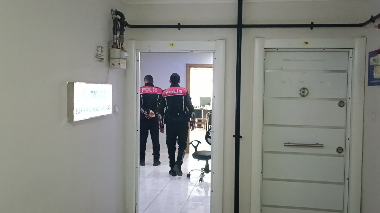 Alacak meselesinde kan aktı! Tabancayla vurarak öldürdü