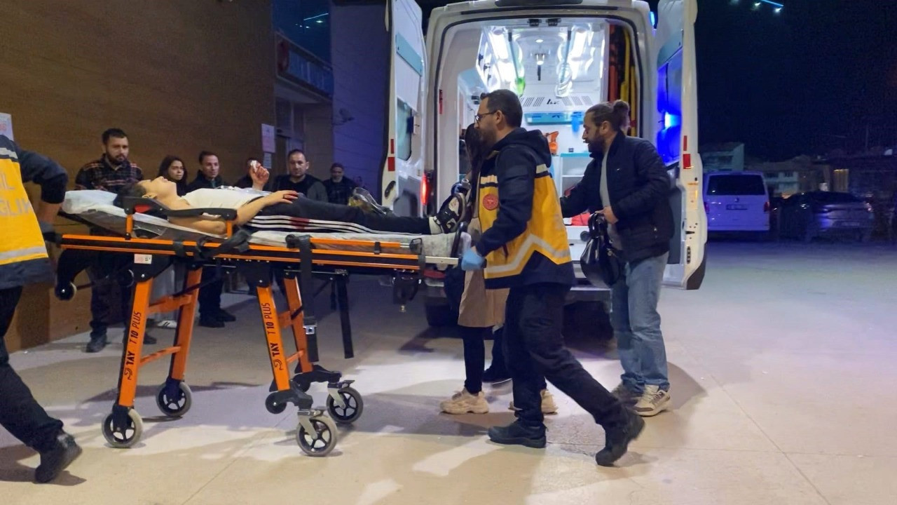 Bursa'da genç kızların erkek kavgası kanlı bitti!