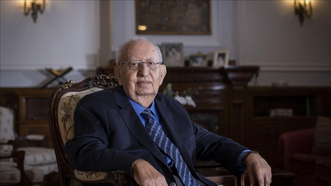 Hüsamettin Cindoruk'tan acı haber!