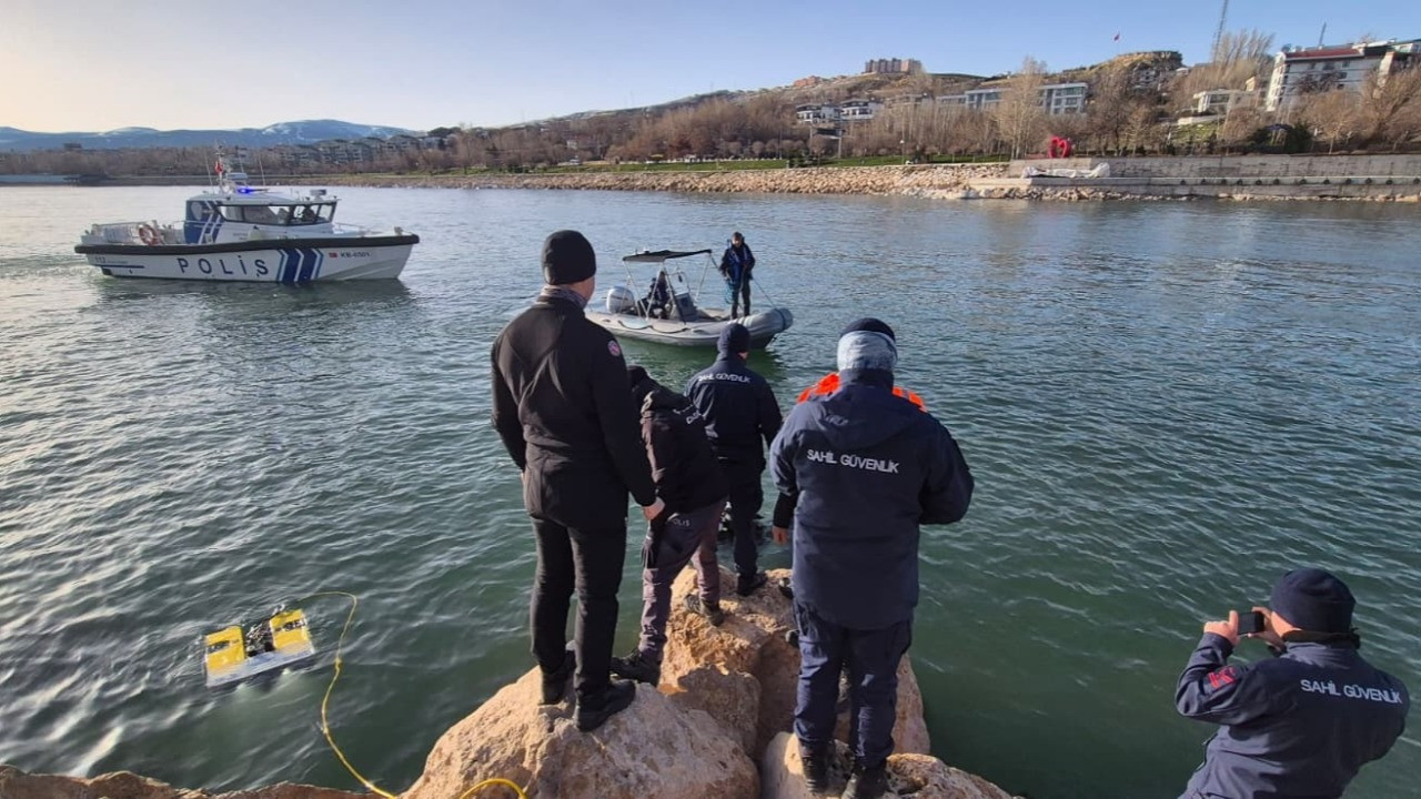 Van Gölü’nde kaybolan gençten kahreden haber!