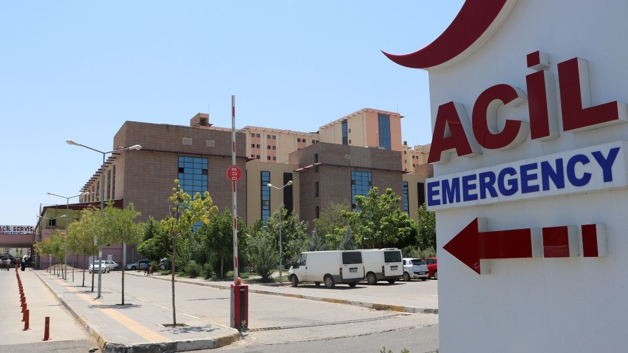 Diyarbakır'da facia! Okul bahçesine yıldırım düştü: Ölen ve yaralanan var