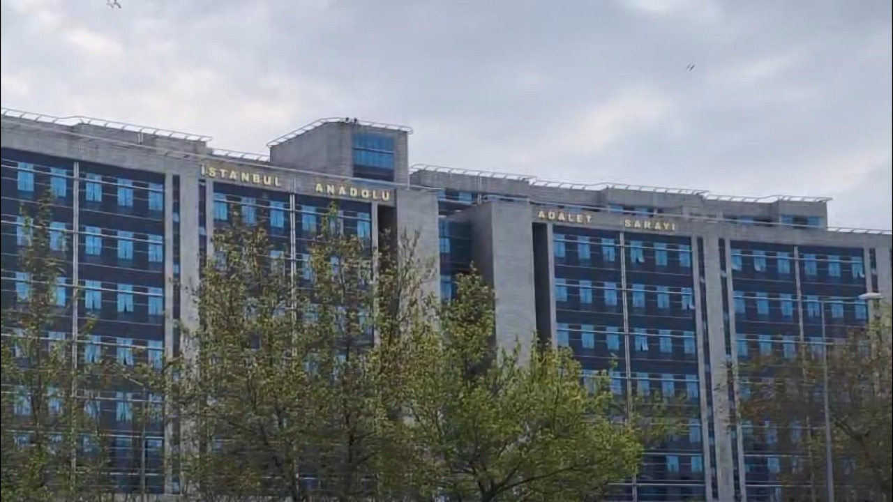 Ataşehir’de rüşvet soruşturması derinleşiyor: Belediye başkanı dahil 20 şüpheli adliyeye sevk edildi