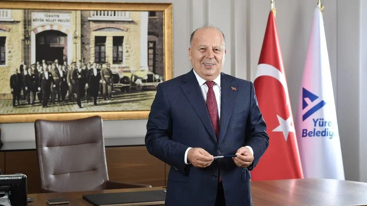 "Rüşvet vermek" suçuyla cezaya çarptırıldı! Yüreğir Belediye Başkanı görevden uzaklaştırıldı