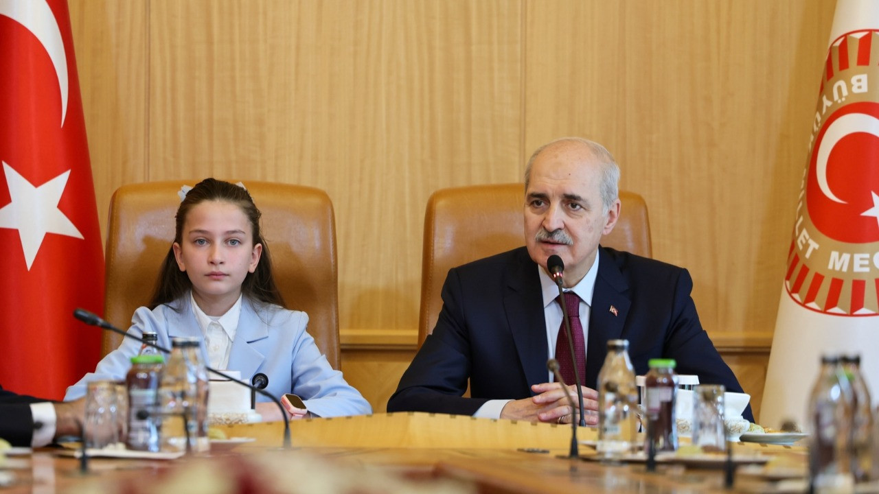 Numan Kurtulmuş koltuğunu İnci Yıldız Şentürk'e de…