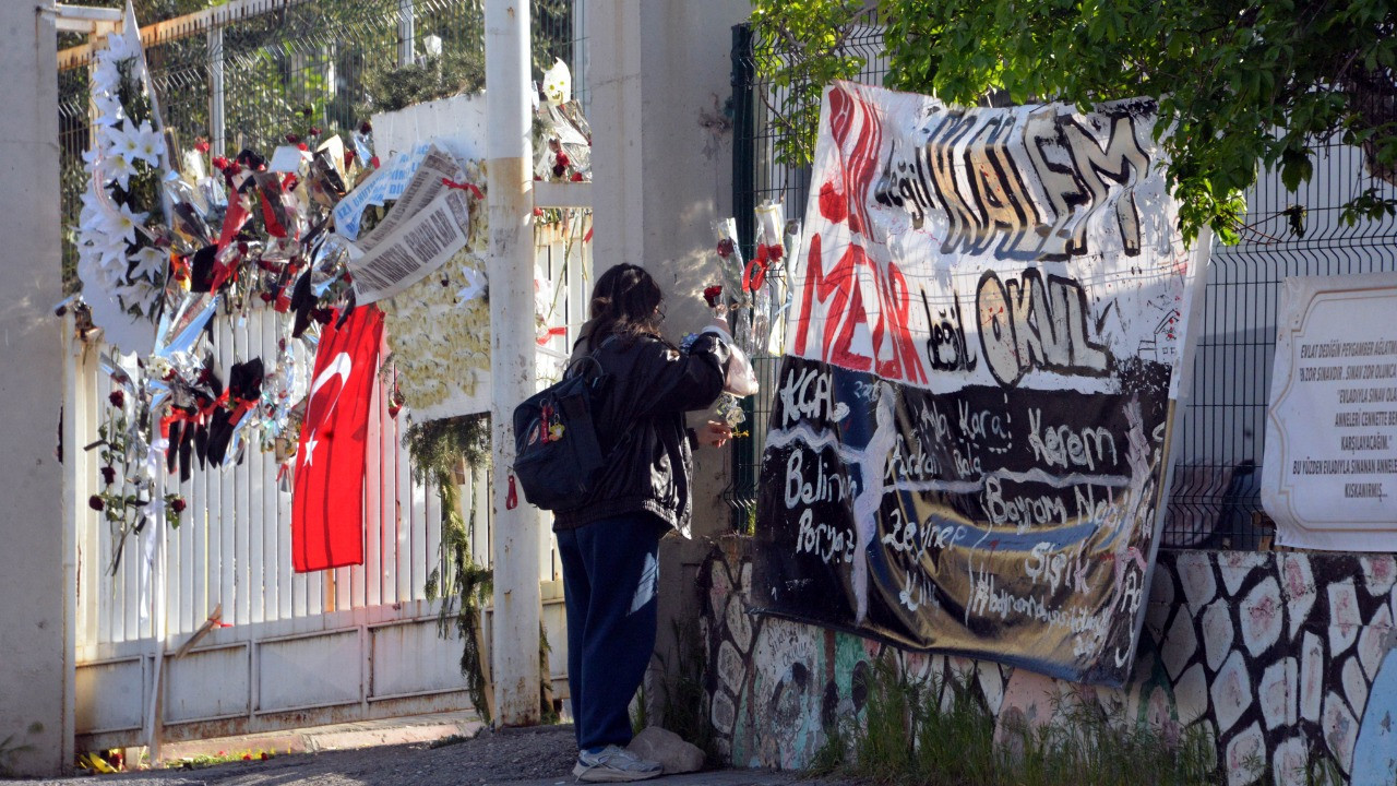 En acı 23 Nisan! Coşkunun yerini sessizliğe bürüdüğü tek adres: Ayser Çalık Ortaokulu