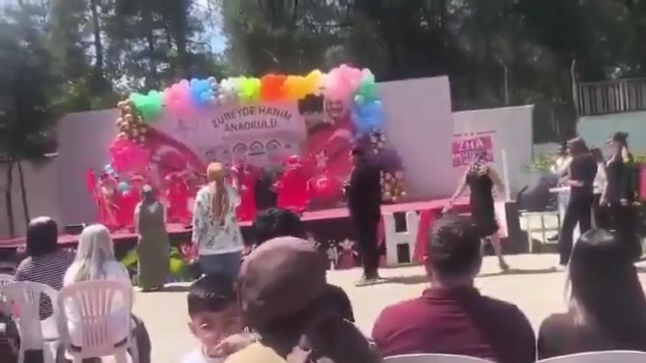 23 Nisan’da mehter gösterisine müdahale! Müzik kesildi, öğrenciler devam etti